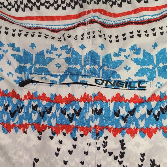 O’Neill Winter Sweater Print Red White & Blue Board Shorts Men's Size 38 EUC - Picture 7 of 13